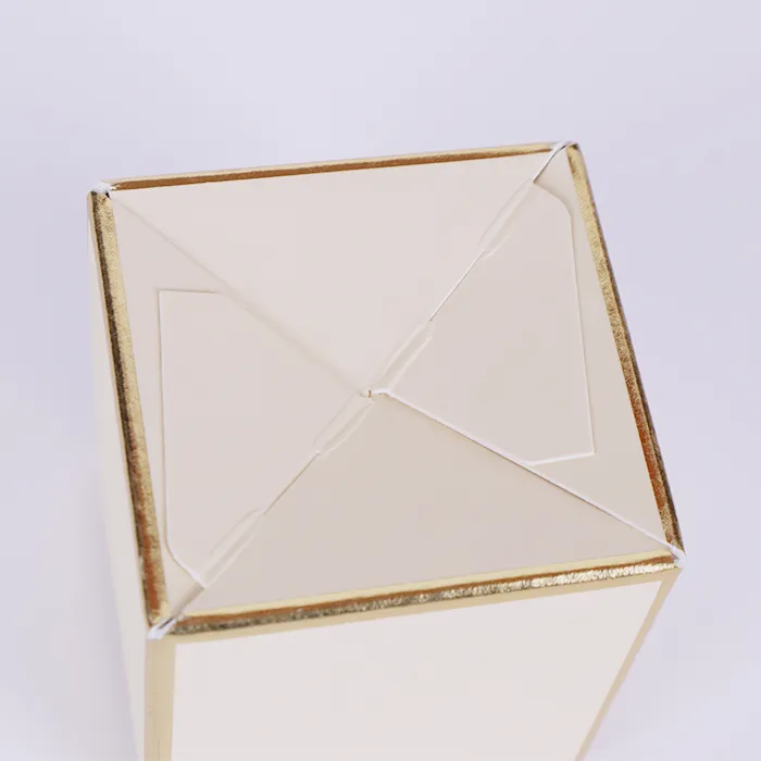 బాటమ్ లాక్ బాక్స్‌లు